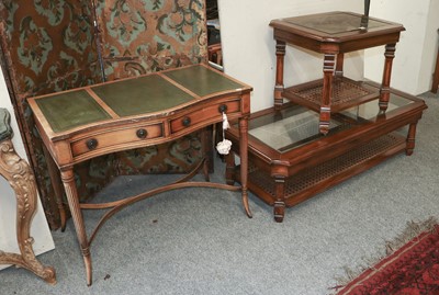 Lot 1156 - A 20th Century Mahogany Coffee Table, with...