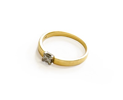 Lot 73 - An 18 Carat Gold Diamond Solitaire Ring,...
