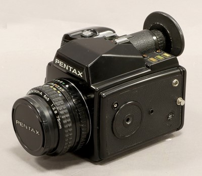 Lot 172 - Pentax 645 Camera Outfit