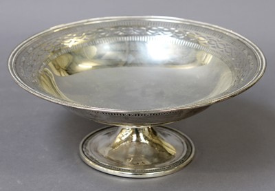 Lot 85 - A George V Silver Pedestal-Dish, by Mappin and...