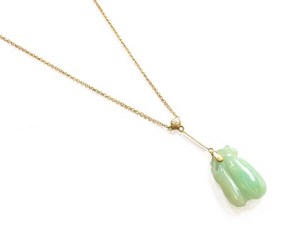 Lot 366 - A Jade and Split Pearl Necklace, stamped '9CT',...