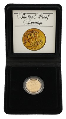 Lot 364 - Elizabeth II, Proof Sovereign 1982, obv....