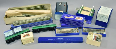 Lot 112 - Hornby Dublo 3-Rail Locomotives And Rolling Stock