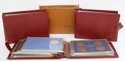 Lot 307 - 22 x Specimen Sets, to include: USA, UK,...