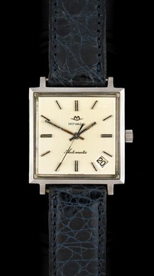 Lot 2228 - Movado: A Stainless Steel Automatic Calendar...