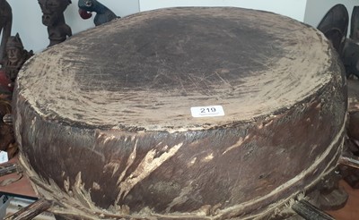 Lot 219 - A Rare 19th Century Barundi Sacred Tree Drum,...