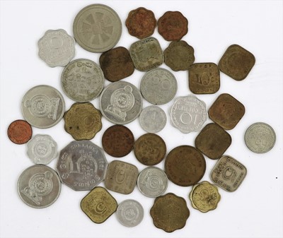 Lot 272 - ♦88 x Ceylon, British Administration and Sri...