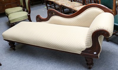 Lot 1306 - A Victorian Mahogany Framed Chaise Longue, 180cm