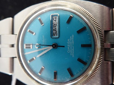Lot 2190 - Omega: A Stainless Steel Automatic Day/Date...