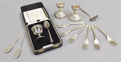 Lot 189 - A Set of Six George VI Silver Cake Forks,...