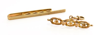 Lot 58 - A 9 Carat Gold Tie Clip; and A Brooch, with...