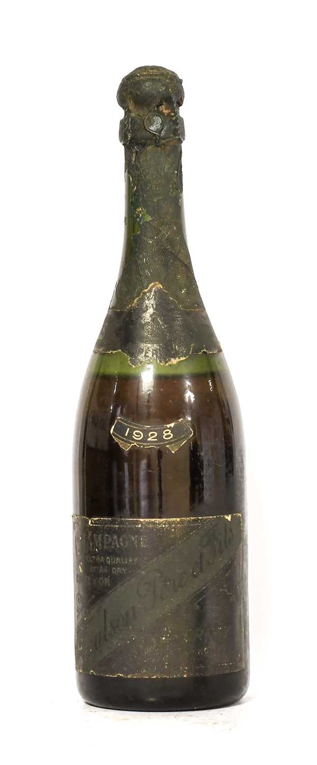 Lot 5002 - Carte d'Or Toulson Pere et Fils Champagne 1928,...