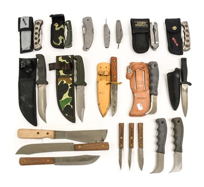 Lot 151 - A Collection of Thirteen US Hunting Knives,...