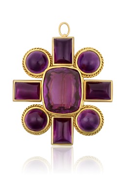 Lot 2428 - A 9 Carat Gold Amethyst Brooch/Pendant the...