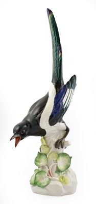 Lot 195 - A Meissen Porcelain Model of a Magpie, 20th...