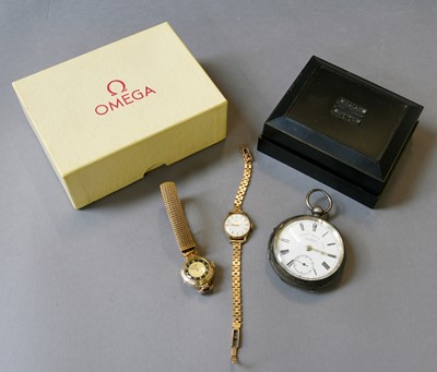 Lot 132 - A Lady's 9 Carat Gold Omega wristwatch, with...