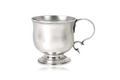 Lot 2008 - A George II Silver Tot-Cup