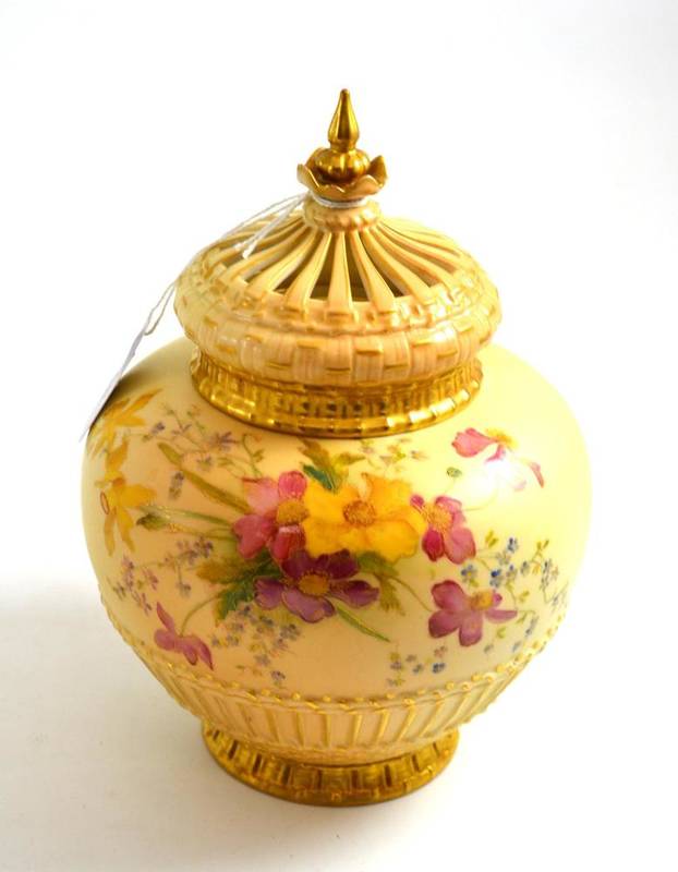 Lot 58 - Royal Worcester peach bloom pot pourri jar