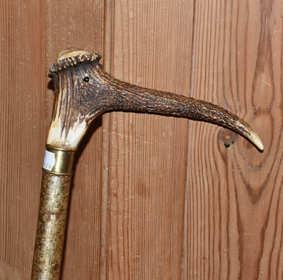 Lot 401 - A Rambler's Stick, the novelty antler grip...