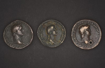 Lot 39 - RTV, TRIED TO SELL 3X TIMES x 'Paduan' Medals...