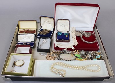 Lot 113 - A Quantity of Jewellery, including two gem-set...