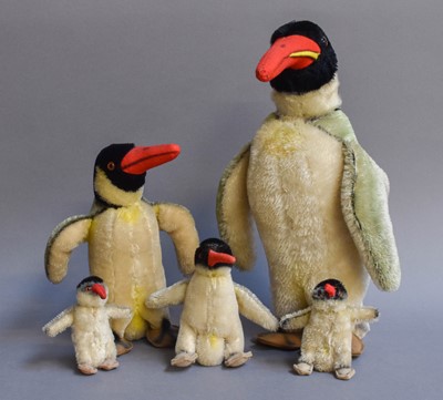 Lot 294 - Five Graduated Steiff Penguins