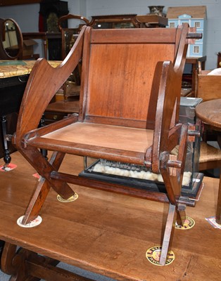 Lot 1238 - An Arts and Crafts Mahogany Glastonbury Chair