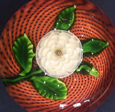 Lot 19 - A St Louis White Pompom Dahlia Paperweight,...