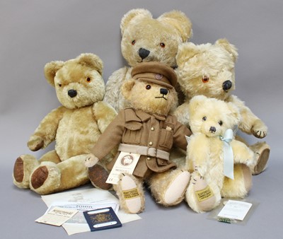 Lot 306 - Assorted 20th Century Teddy Bears, comprising...