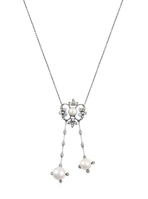 Lot 2001 - A Pearl and Diamond Necklace the central pearl...