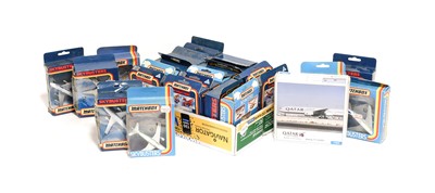 Lot 140 - Various Airline Clip Together Model Aircraft