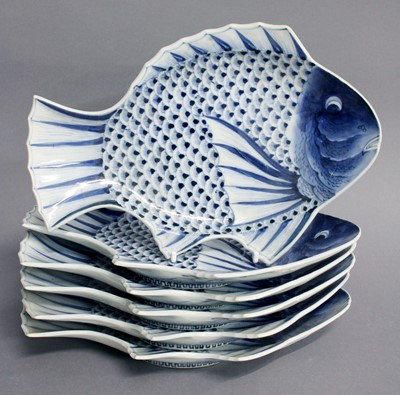Lot 54 - A Set of Six Arita Porcelain Fish Dishes,...