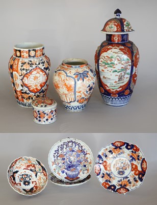 Lot 103 - An Imari Porcelain Jar and Cover, Meiji period,...
