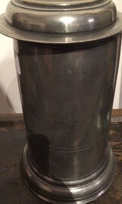 Lot 321 - A Pewter Tankard, 18th century, with domed...