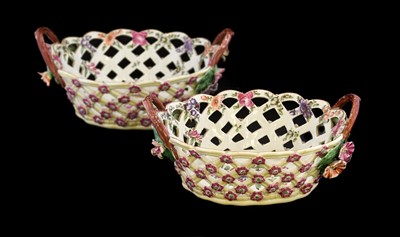 Lot 39 - A Pair of Worcester Porcelain Yellow Ground...