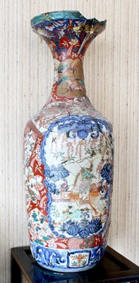 Lot 17 - An Imari Porcelain Vase, of baluster form,...