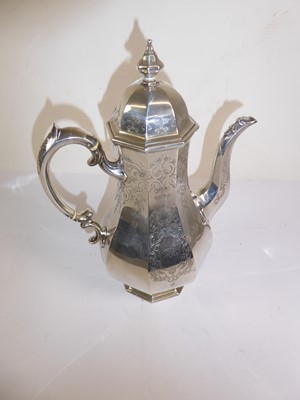 Lot 2121 - A Victorian Silver Coffee-Pot