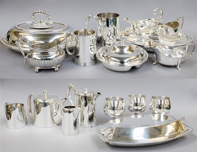 Lot 364 - An Art Deco Silver Plated Entree Dish,...