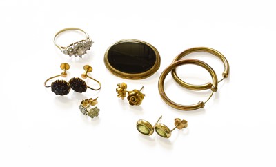 Lot 219 - A Small Quantity of Jewellery, including a 9...