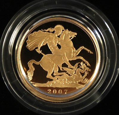 Lot 325 - Elizabeth II, Proof Sovereign 2007, obv....