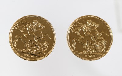 Lot 329 - 2 x Elizabeth II, Sovereigns 2009, obv....