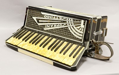 Lot 49 - Accordion Soprani Settimio Castello