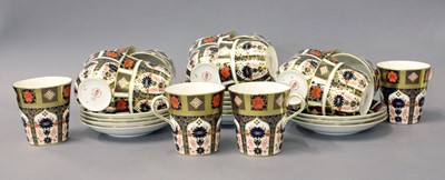 Lot 371 - A Set of Twelve Royal Crown Derby Imari...