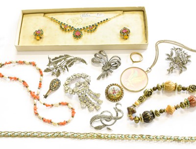 Lot 383 - A Quantity of Jewellery, including coral...