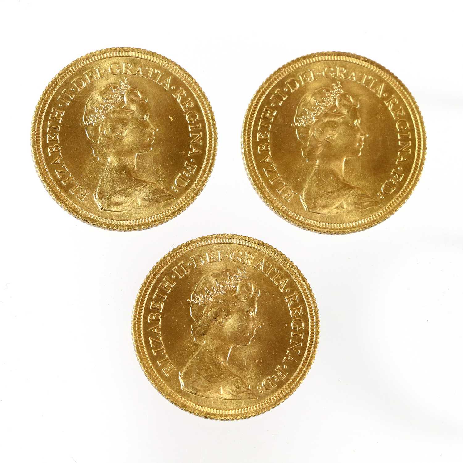 Lot 309 - 3 x Elizabeth II, Sovereigns 1979, obv. Machin...