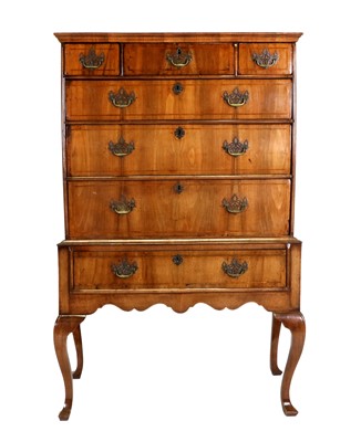 Lot 249 - A George I Walnut and Crossbanded Chest on...