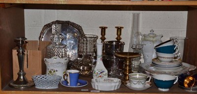 Lot 431 - A shelf of decorative ceramics, glass and ornamental items including Wedgwood, Aynsley, a brass...