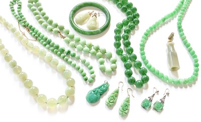 Lot 90 - A Quantity of Jade and Imitation Jade...