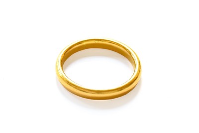 Lot 98 - A 22 Carat Gold Band Ring, finger size N1/2