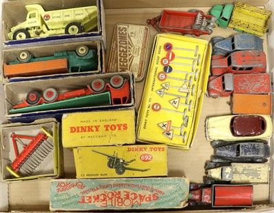 Lot 394 - Dinky Various 1950's Models